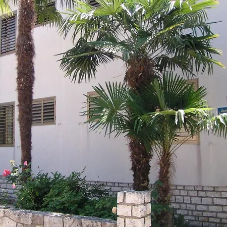 Alba - Two Bedroom Apartment