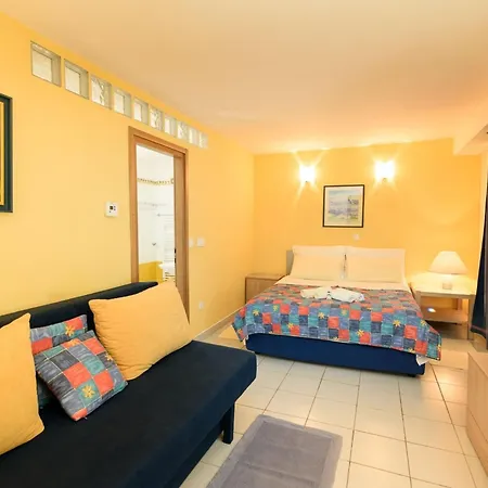 Daire Alba - Two Bedroom